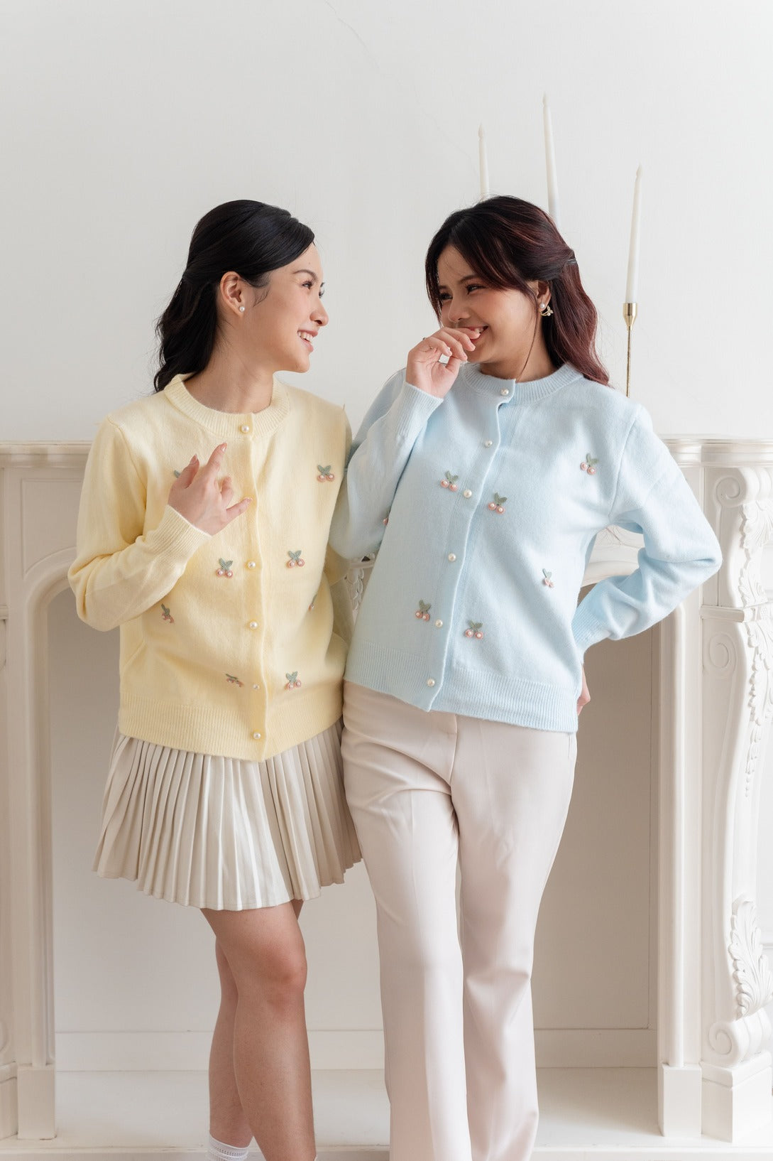 Cardigan Motif Cherry