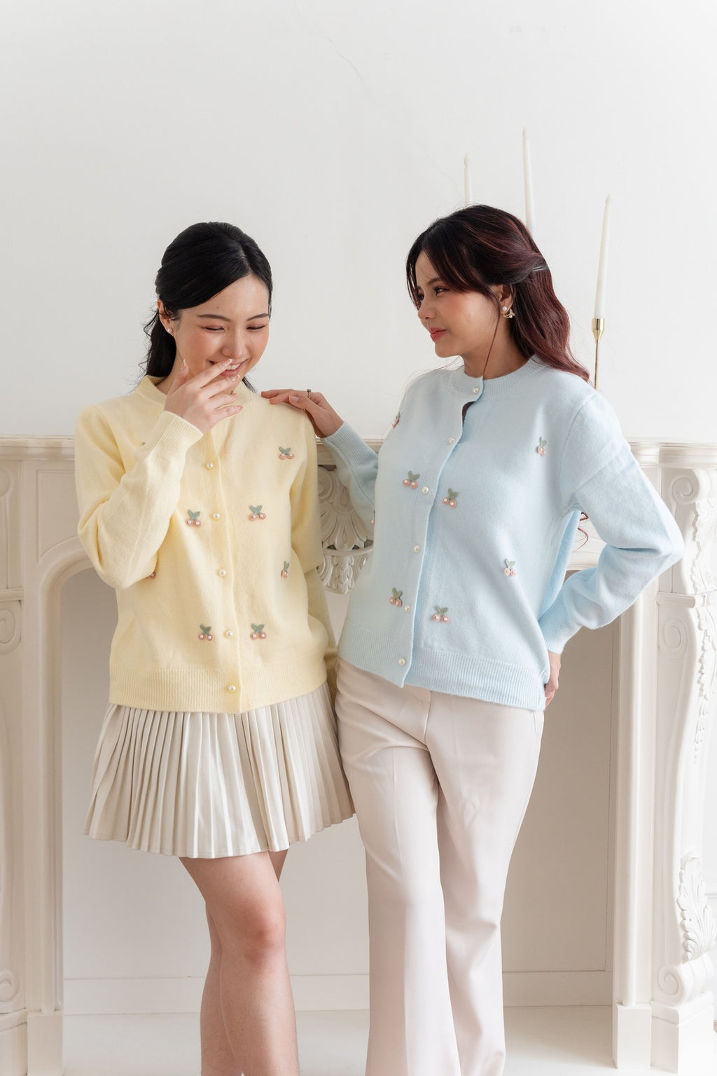 Cardigan Motif Cherry